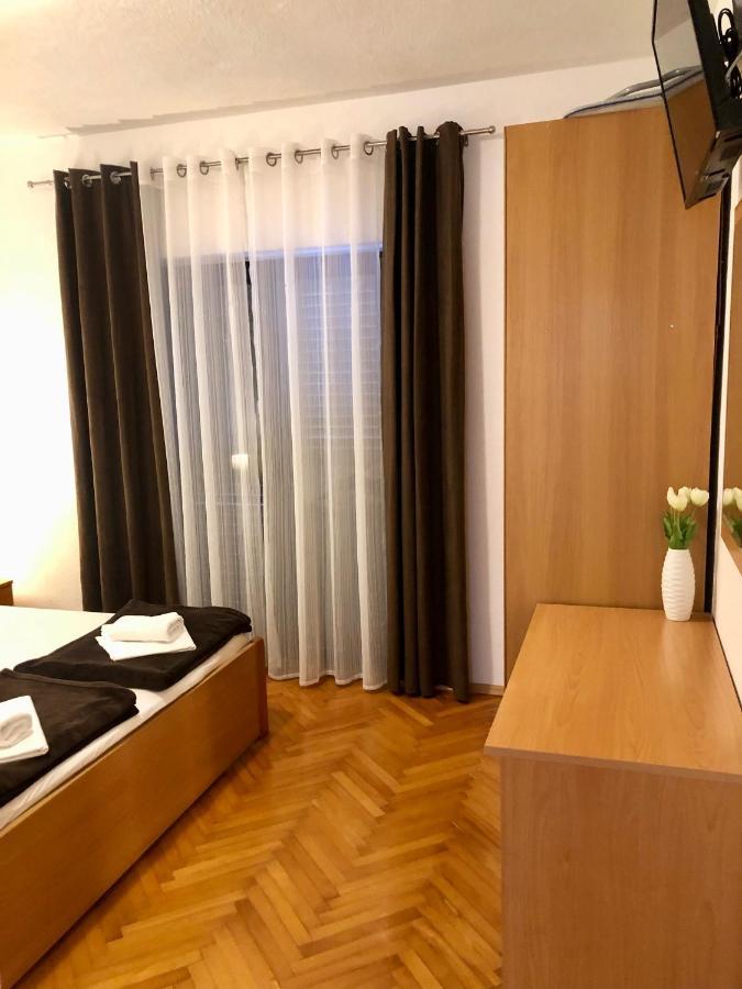 Hotel B&B Chamberlain Мілна Екстер'єр фото