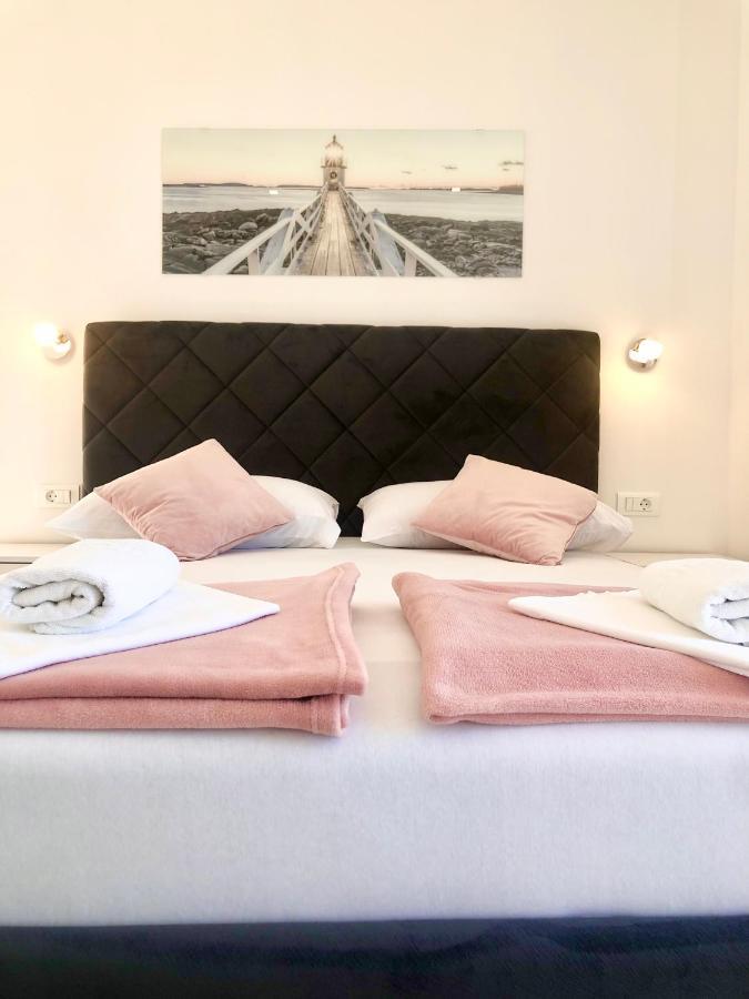Hotel B&B Chamberlain Мілна Екстер'єр фото