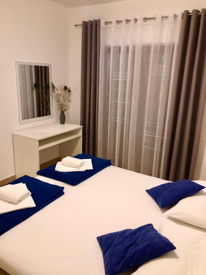 Hotel B&B Chamberlain Мілна Екстер'єр фото