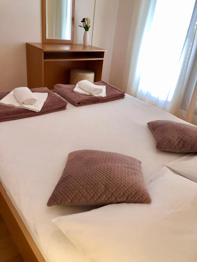Hotel B&B Chamberlain Мілна Екстер'єр фото