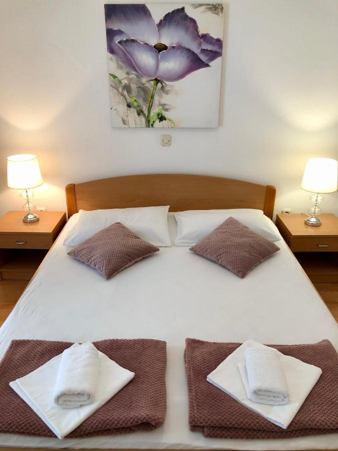 Hotel B&B Chamberlain Мілна Екстер'єр фото